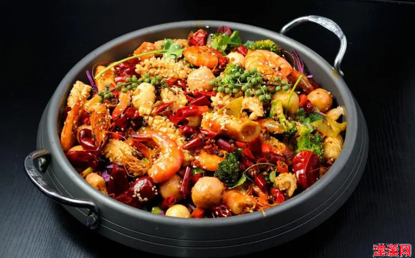 详细阅读:自制麻辣香锅香辣过瘾,在家就可以制作这道美食 自制麻辣香锅香辣过瘾,在家就可以制作这道美食