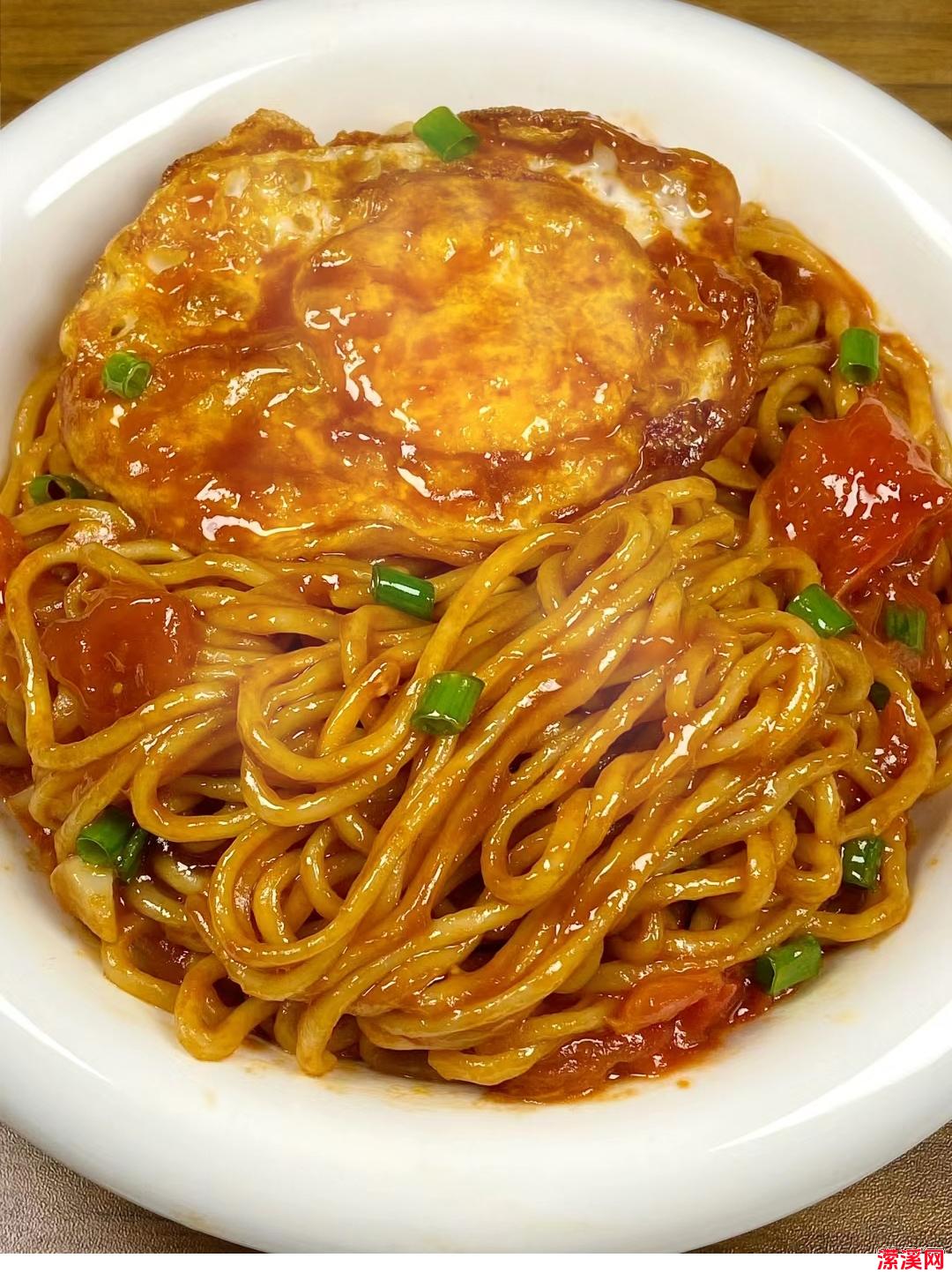 谁能拒绝巨好吃的家常美味——荷包蛋闷面