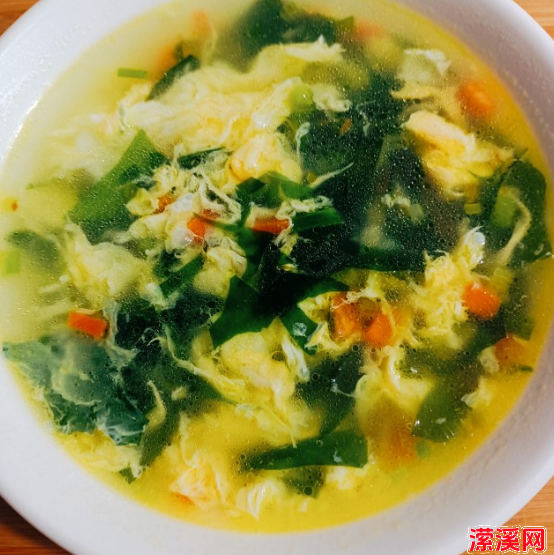 裙带菜蛋花汤的做法，10分钟做一锅的裙带菜花汤