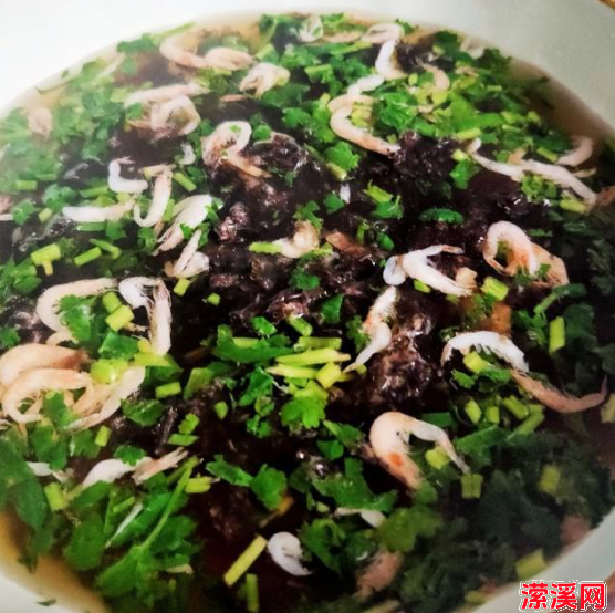 详细阅读:虾皮紫菜汤怎么做好喝,大厨教你正确的虾皮紫菜汤做法 虾皮紫菜汤怎么做好喝,大厨教你正确的虾皮紫菜汤做法