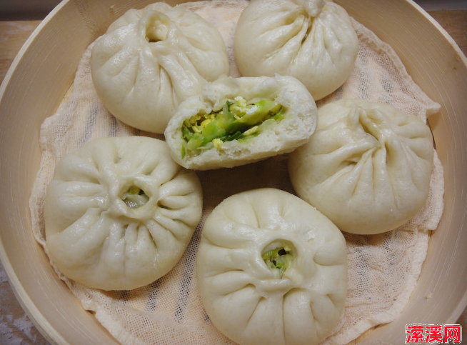白菜素三鲜包子的做法，素白菜包子这样做太好吃了