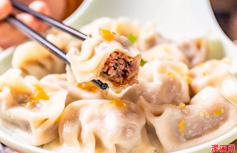 详细阅读:牛肉饺子馅儿怎么做最好吃,教你5种不同搭配的牛肉馅饺子 牛肉饺子馅儿怎么做最好吃,教你5种不同搭配的牛肉馅饺子