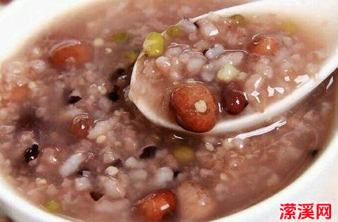 详细阅读:五谷杂粮粥的做法,五谷杂粮粥怎么煮才软糯 五谷杂粮粥的做法,五谷杂粮粥怎么煮才软糯