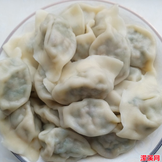 详细阅读:小白菜馅饺子的做法,猪肉小白菜馅饺最正确的做法 小白菜馅饺子的做法,猪肉小白菜馅饺最正确的做法