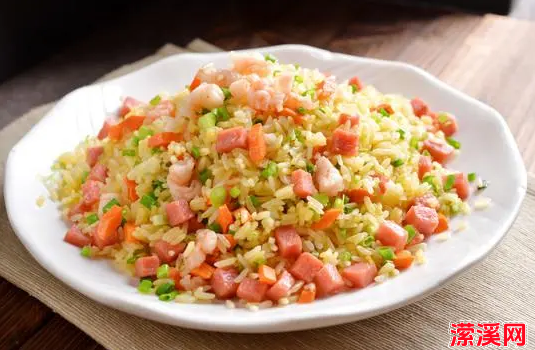 详细阅读:云南火腿肉怎么做好吃,火腿炒饭=三分田园清新+七分滇境风情 云南火腿肉怎么做好吃,火腿炒饭=三分田园清新+七分滇境风情