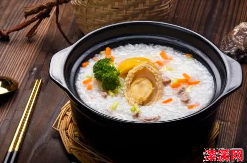 详细阅读:最简单的鲜鲍鱼粥做法大全,鲍鱼粥怎么做不腥 最简单的鲜鲍鱼粥做法大全,鲍鱼粥怎么做不腥