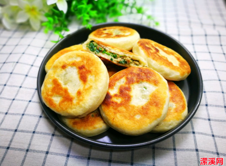 详细阅读:馅饼的家常做法,馅饼这样做皮薄馅大还软和 馅饼的家常做法,馅饼这样做皮薄馅大还软和