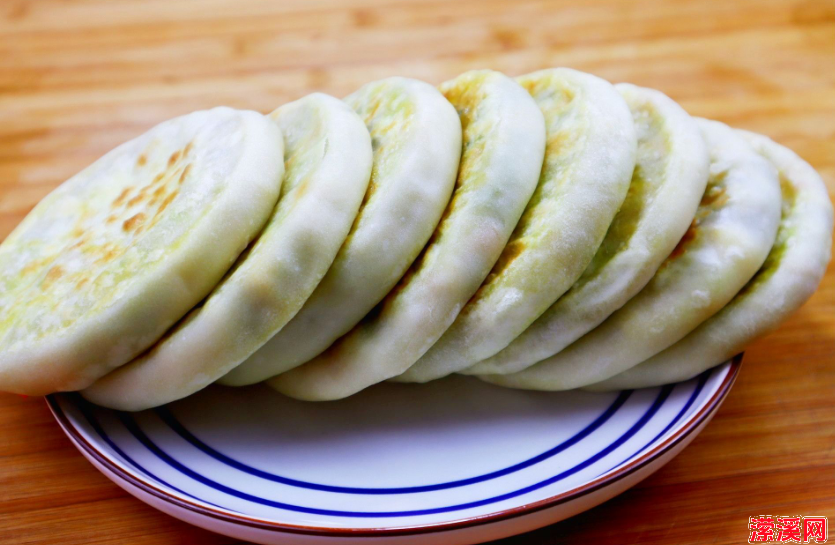 馅饼怎样包又薄又不露馅，学会这个方法饼又薄又软层层飘香