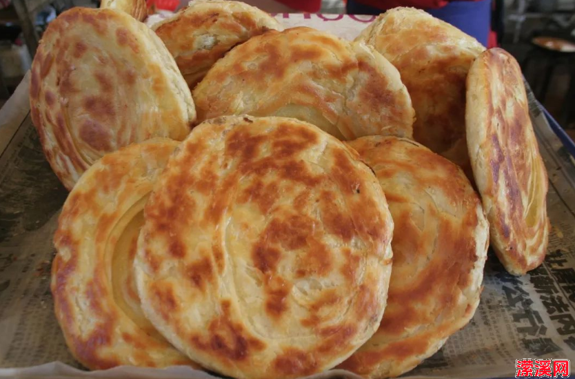 详细阅读:脂油饼的家常做法大全,脂油饼在家这样做是记忆中的味道 脂油饼的家常做法大全,脂油饼在家这样做是记忆中的味道