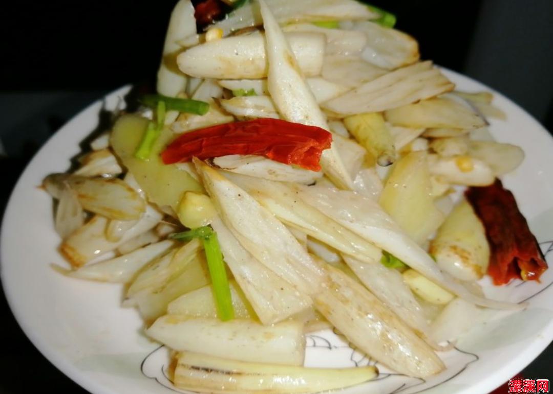 详细阅读:开胃爽口酸辣藕带,清脆可口激活味蕾 开胃爽口酸辣藕带,清脆可口激活味蕾