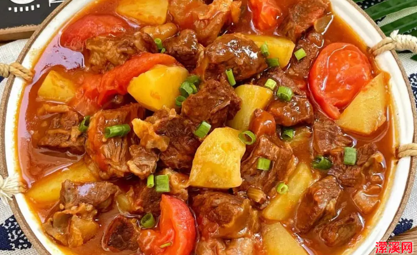 详细阅读:西红柿炖牛腩一个西红柿,一整桌美味! 西红柿炖牛腩一个西红柿,一整桌美味!