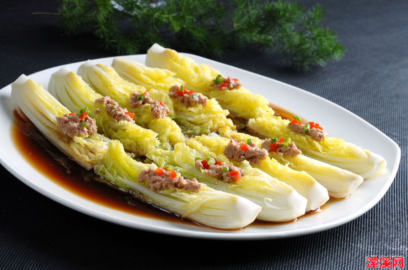 除夕年夜饭，少吃大鱼大肉，多吃这4样，蒸一蒸就上桌，营养美味