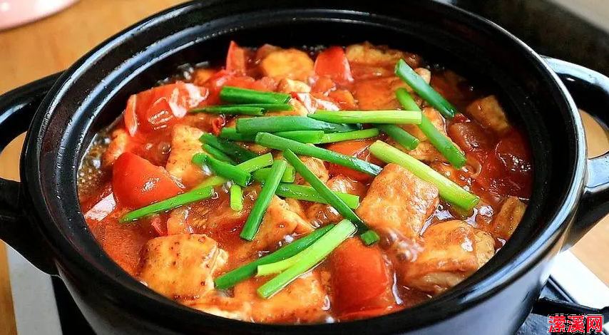 豆腐怎么做才好吃，下饭菜之茄汁豆腐煲，老少皆宜