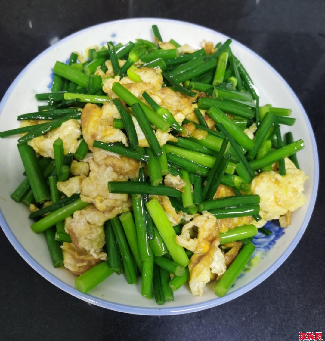 详细阅读:韭苔炒鸡蛋:营养满满,色香味俱佳 韭苔炒鸡蛋:营养满满,色香味俱佳