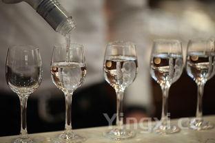 餐馆里白酒推销秘籍大公开:掌握技巧,轻松提升白酒销量