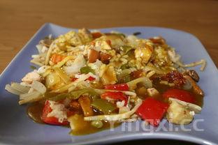 鲜香滑嫩筒骨蒸肥肠，营养丰富的家常美味