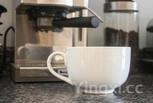 卡布奇诺和拿铁哪个好喝,女生喝拿铁还是卡布奇诺