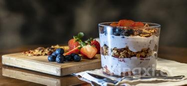 草莓冰淇淋怎么做,这是一个做草莓冰淇淋的配方