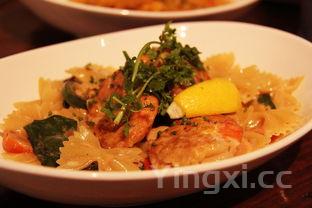 油焖大虾正宗的做法,油焖大虾正宗的做法?用什么虾口感最好