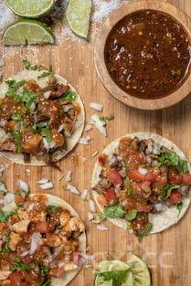 龙须菜拌香菜根:脆爽清新,夏日佳选