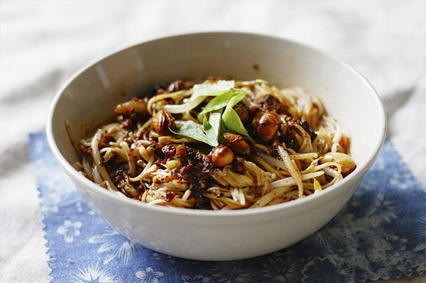 鸡丝米粉的做法,鸡丝粉的做法窍门