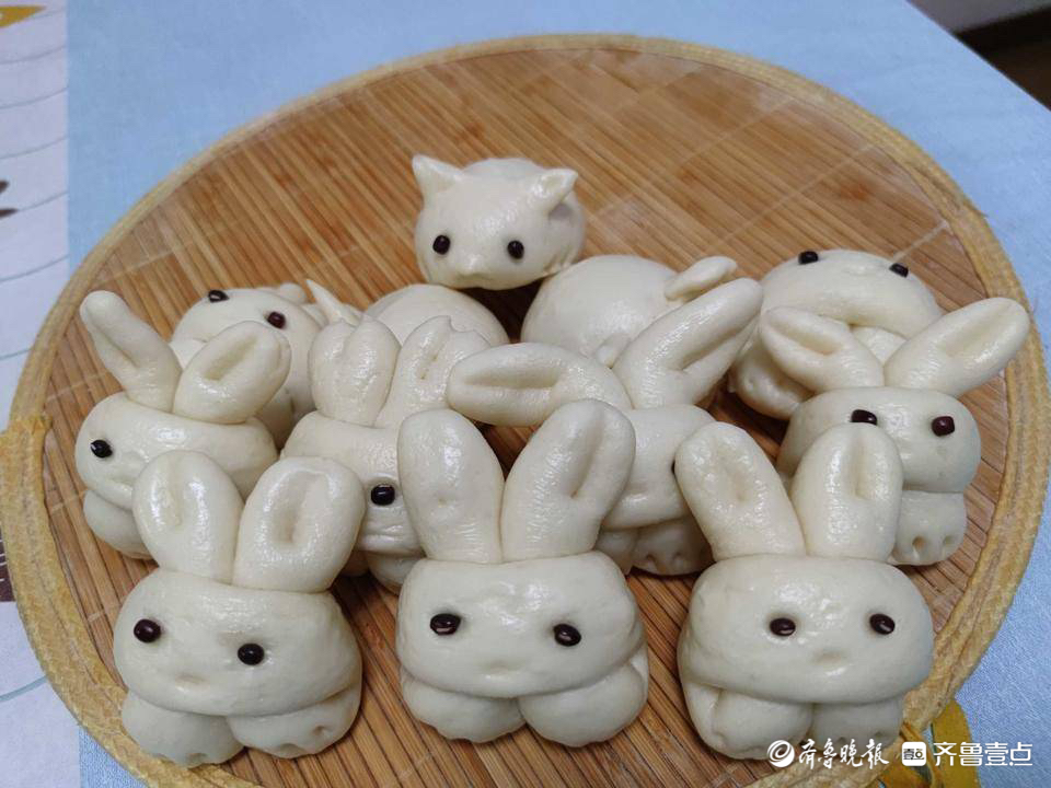 兔子馒头的做法视频窍门,兔子馒头的做法