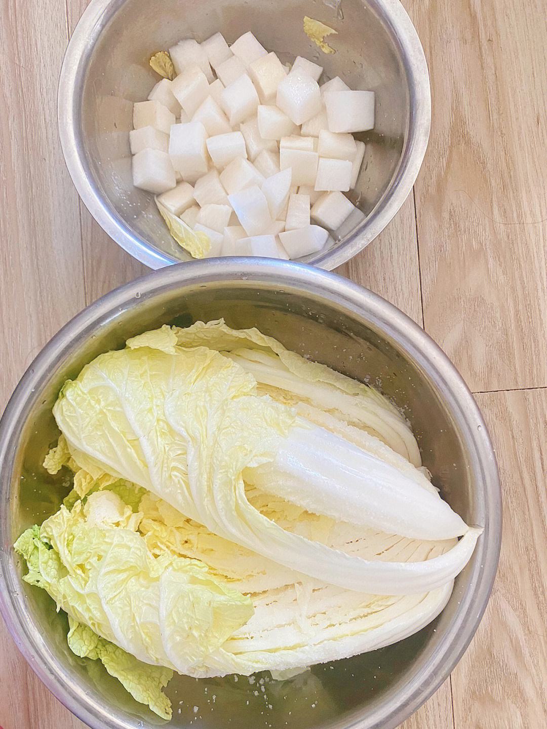 家庭自制辣白菜的做法,家庭自制辣白菜的做法视频